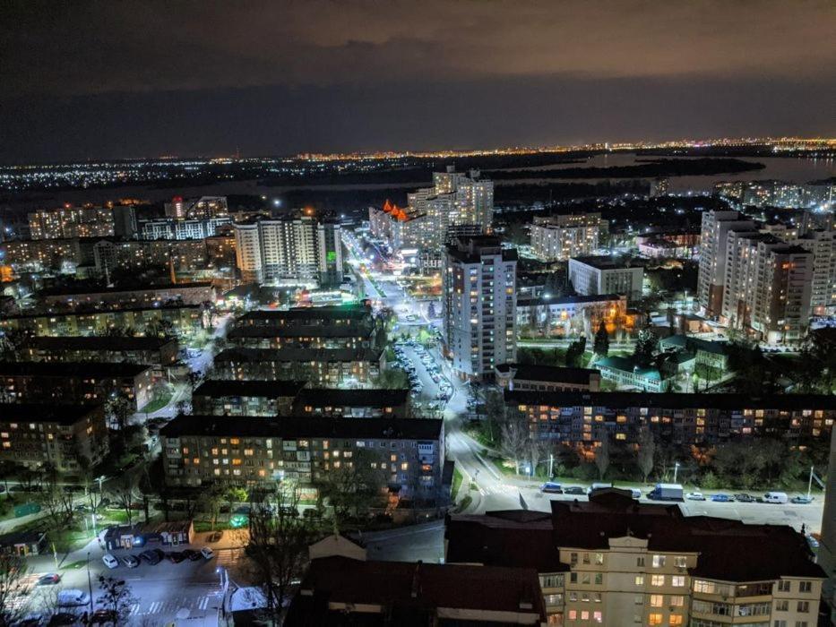 Видовая Квартира Yaroslavichi-2 Vyshhorod Exterior foto
