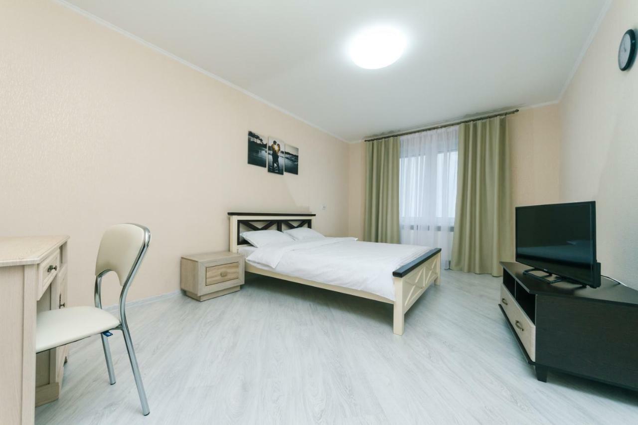 Видовая Квартира Yaroslavichi-2 Vyshhorod Exterior foto