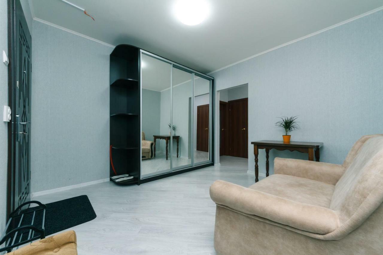 Видовая Квартира Yaroslavichi-2 Vyshhorod Exterior foto